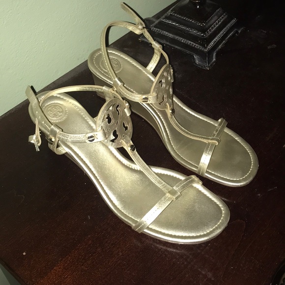 Tory Burch gold wedges - Picture 2 of 3